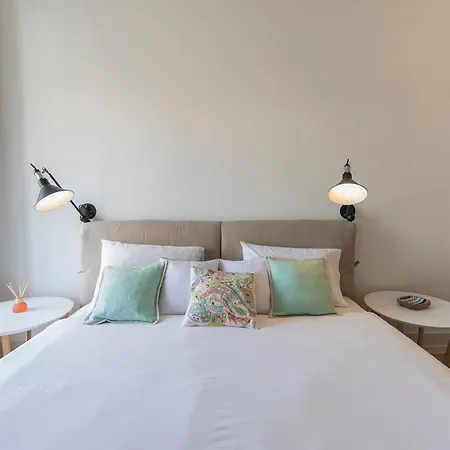 Apartment Lovelystay - Downtown - Campo Das Cebolas - Iva Lisbon